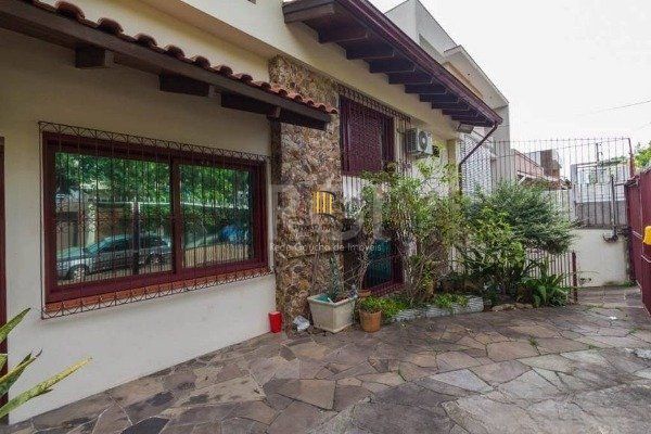 Casa para Venda de 3 dormitórios 6 vagas - Chácara das Pedras - Pilar Imóveis