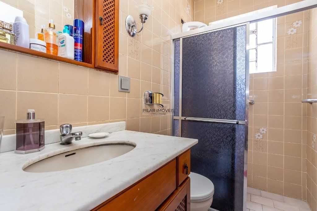 Casa 3 Dormitório(s) Bairro Jardim Sabará