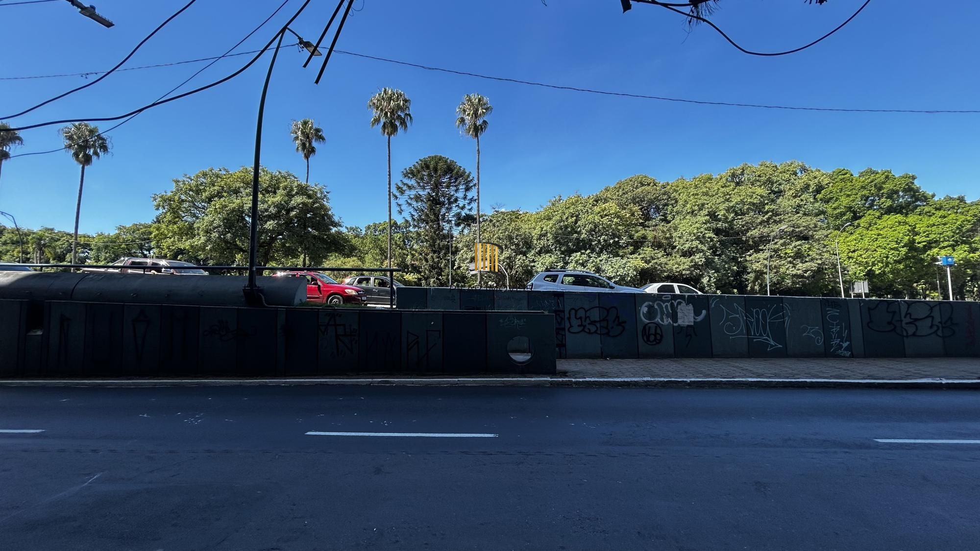 Sala Comercial 1 dormitório no bairro Cidade Baixa