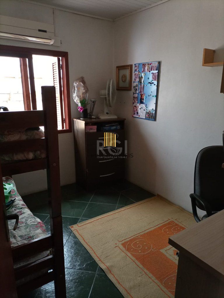 Casa para Venda - 200m², 4 dormitórios, 2 vagas - Vila Ipiranga