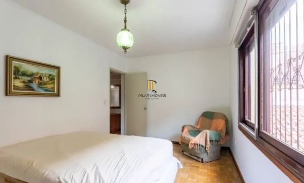 Casa sobrado no bairro Sarandi de 3 dormitórios e 2 vagas