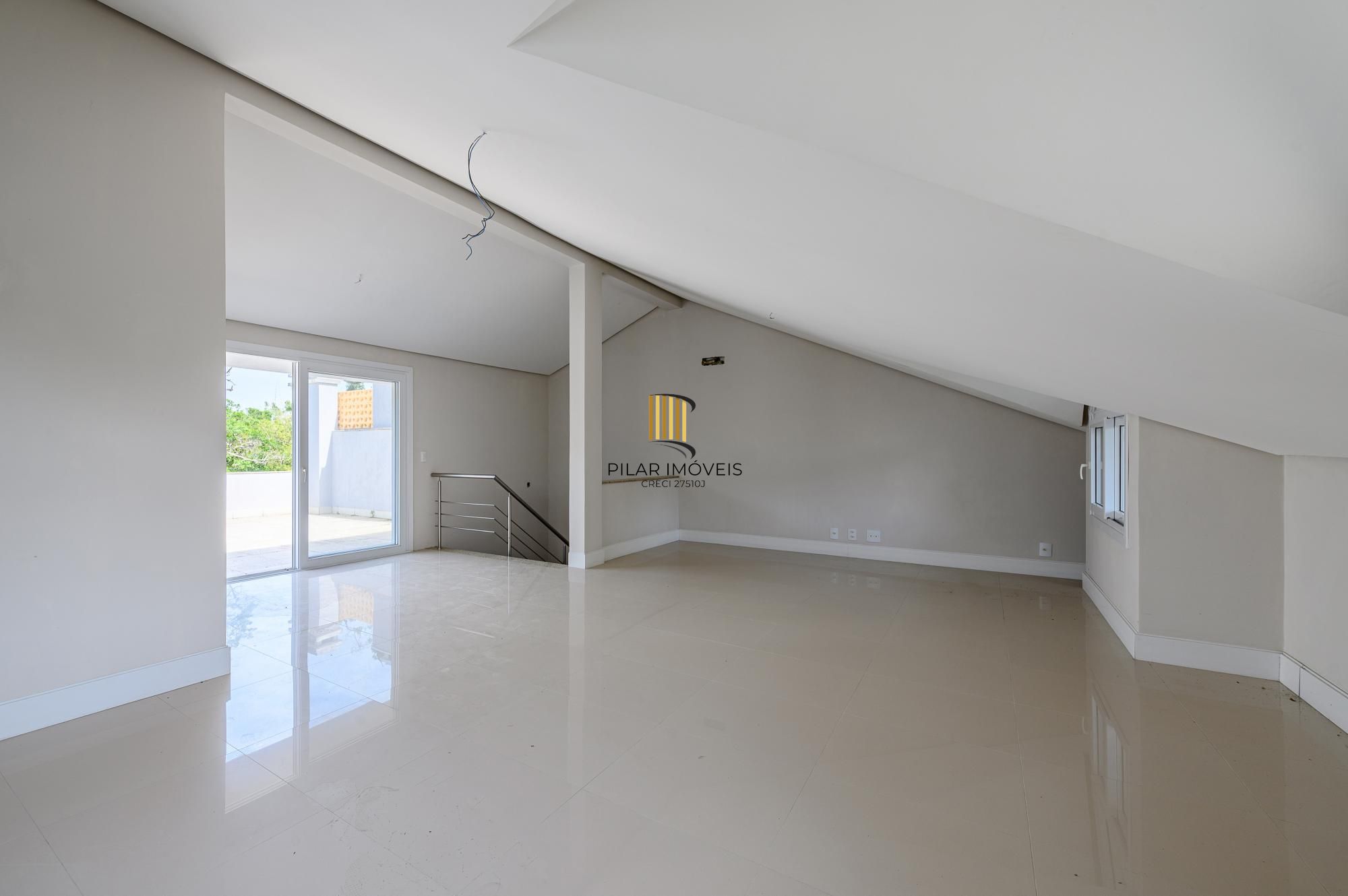 Casa de Condomínio 3 dormitórios no bairro Tristeza