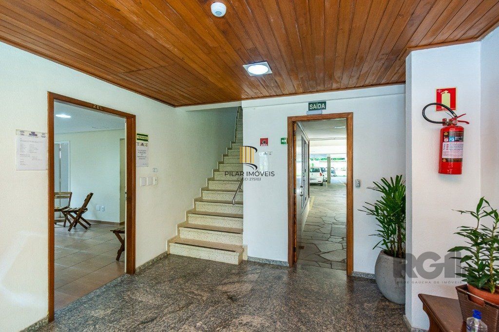 Cobertura no bairro Tristeza de 2 dormitórios e vaga Desocupada