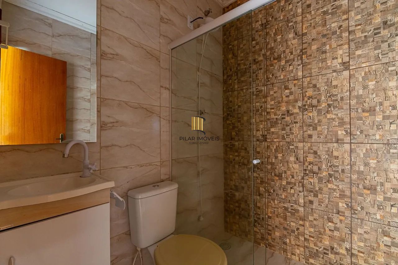 Casa 2 dormitórios no bairro Parque dos Anjos