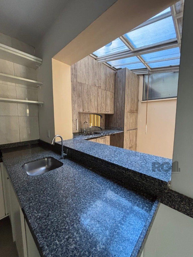 Casa de 3 dormitórios e 2 vagas - Medianeira