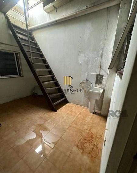 Casa sobrado no Menino Deus