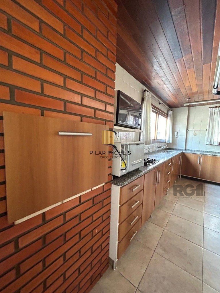 Apartamento 3 dormitórios no bairro Menino Deus