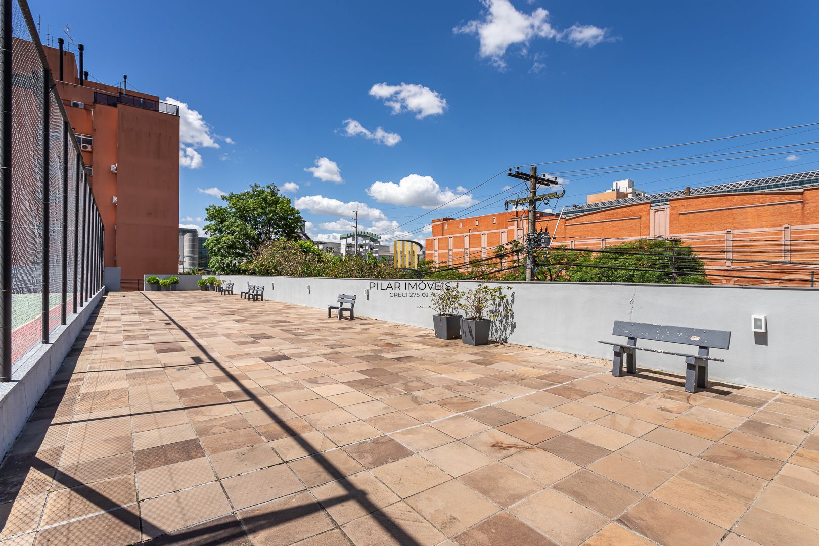 Apartamento de 2 dormitórios DESOCUPADO em frente do Iguatemi