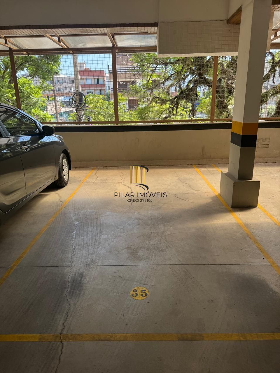 Sala comercial mobiliada com 42m² no bairro Praia de Belas DESOCUPADA