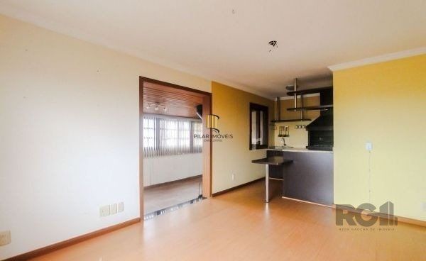 Cobertura no Sarandi de 2 dormitórios e vaga Desocupado