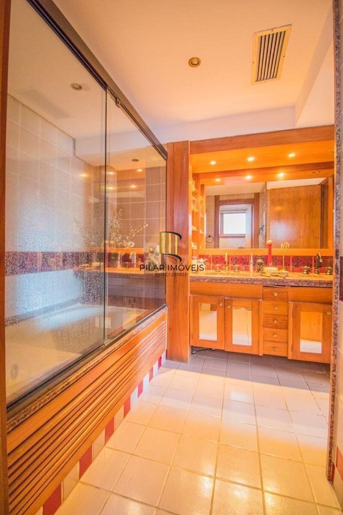 Apartamento duplex em Petropolis