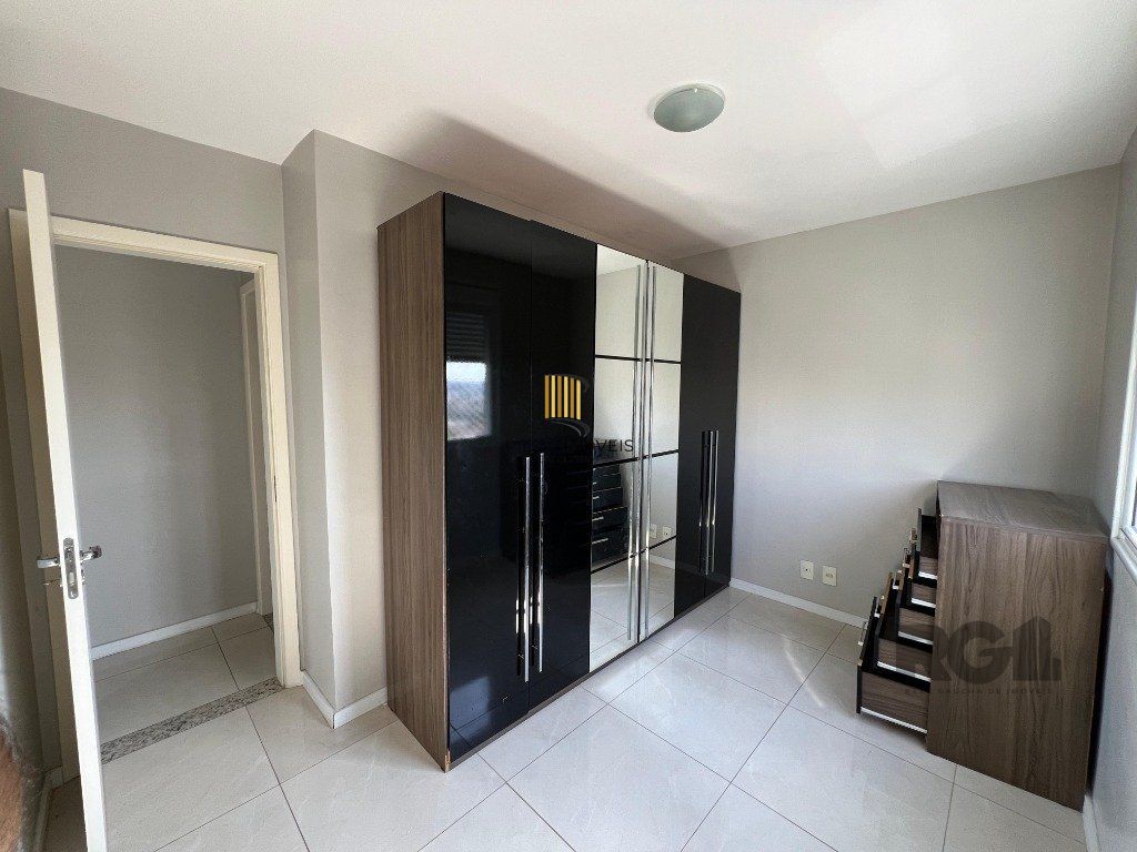 Apartamento no Teresópolis de 3 dormitórios e 2 vagas