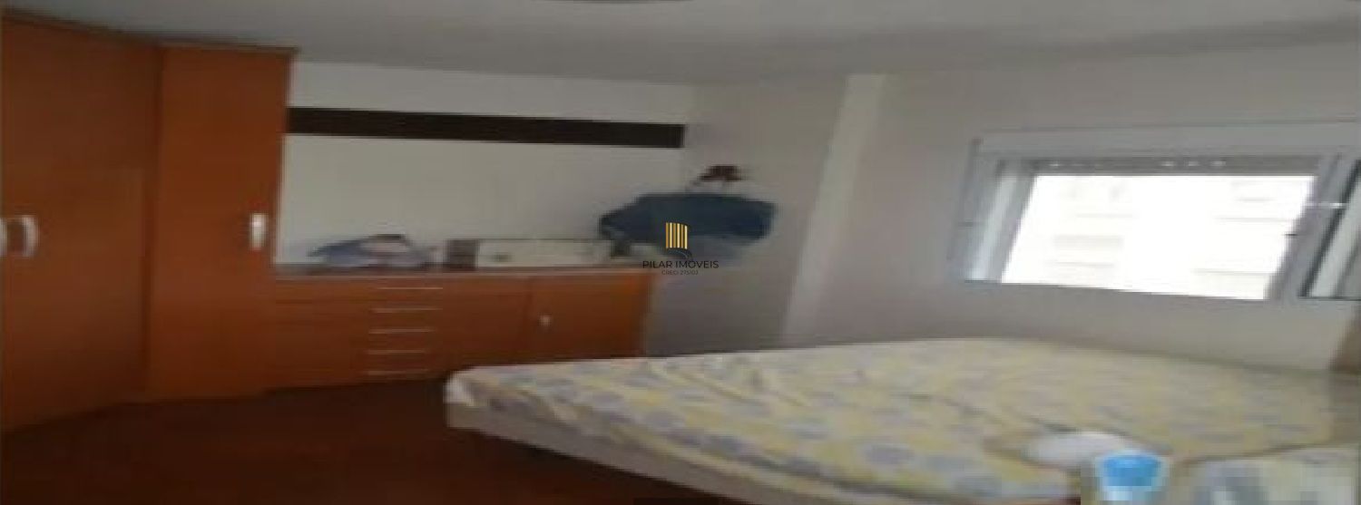 Apartamento no Menino Deus de 1 dormitório e vaga