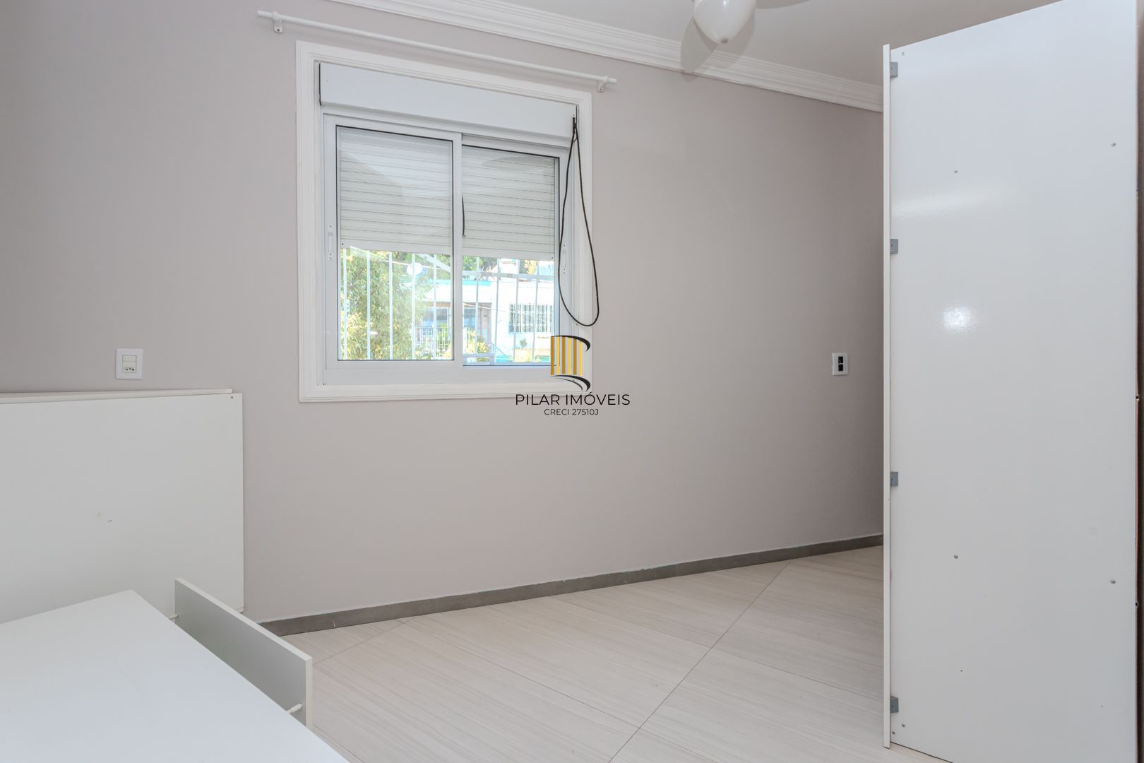Casa sobrado no Morro Santana de 2 dormitórios e 2 vagas