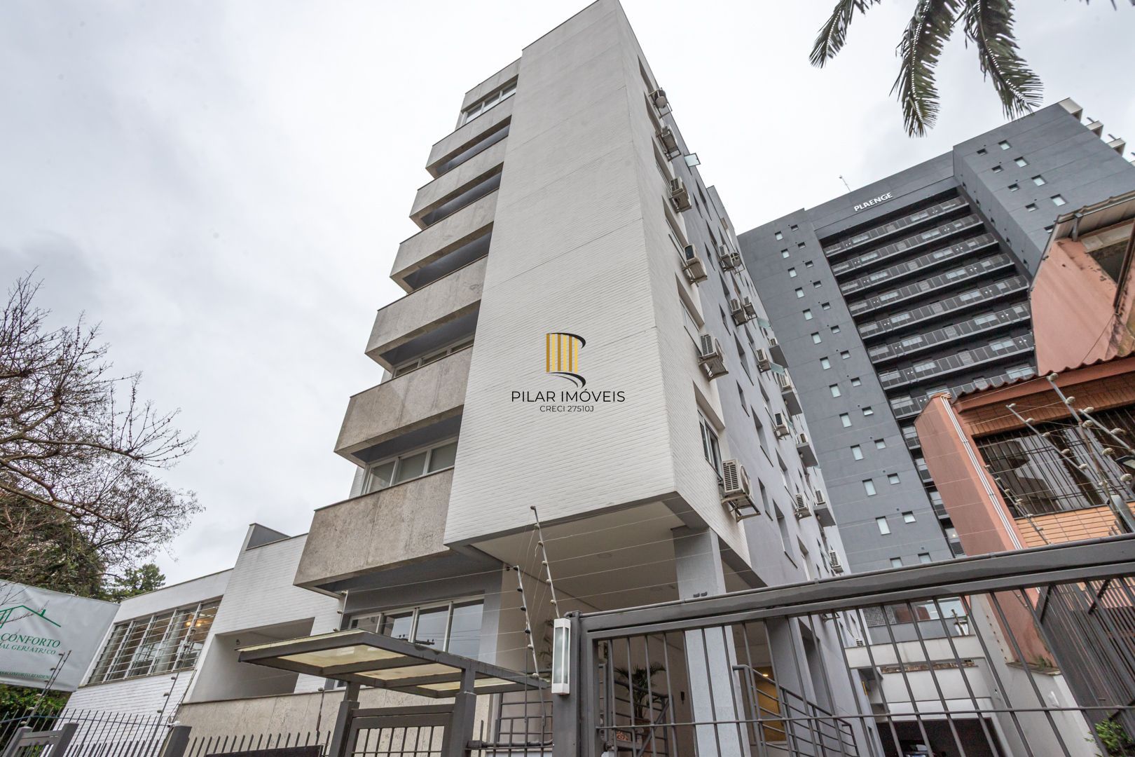 Apartamento Garden no bairro Pertrópolis de 3 dormitórios e 2 vagas DESOCUPADO