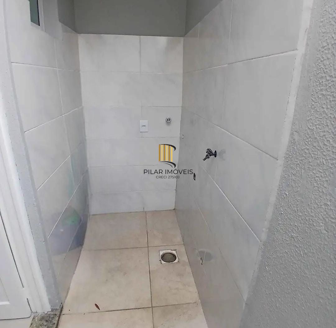 Sobrado 2 dormitórios no bairro Hípica