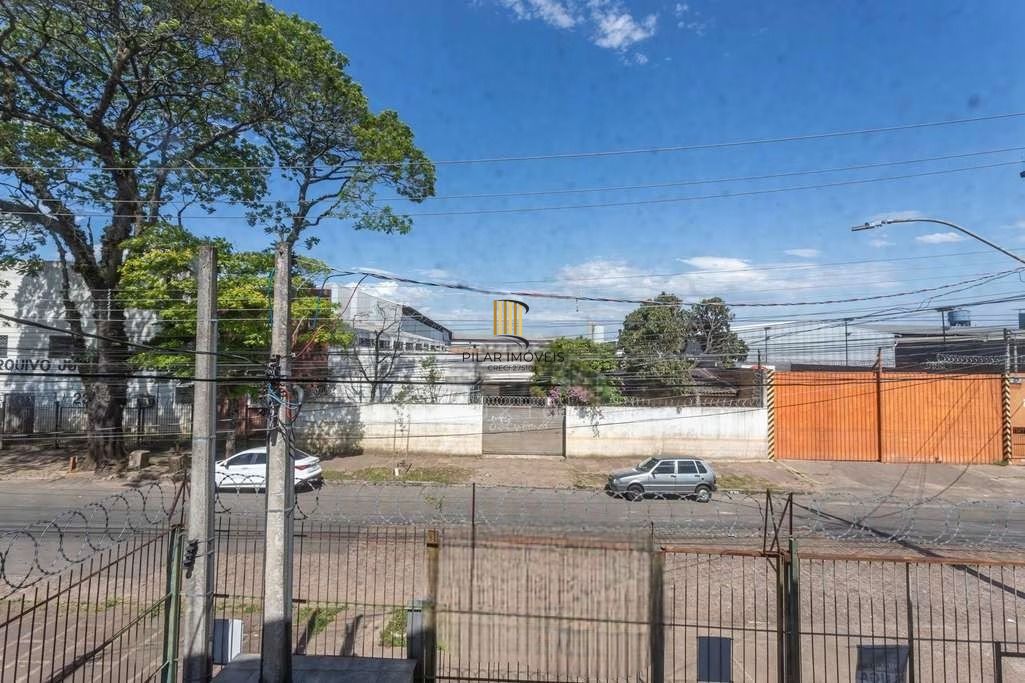 Galpão 2 dormitórios no bairro Navegantes