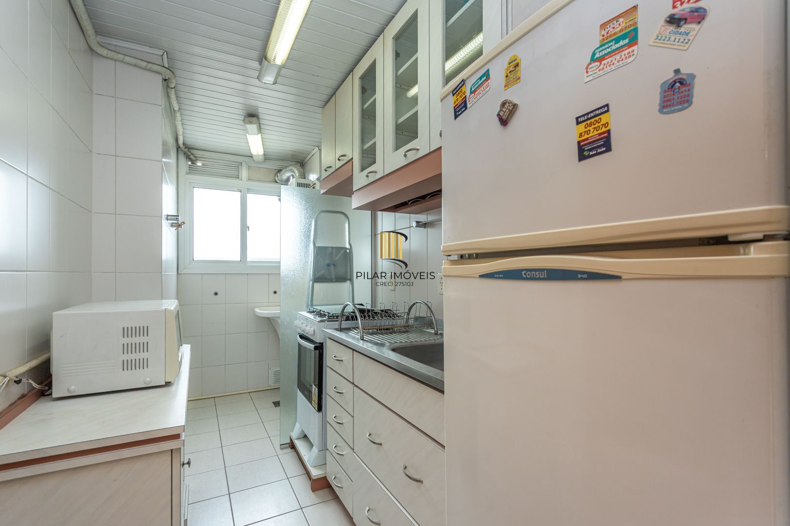 Apartamento na Cidade Baixa de 2 dormitórios e vaga DESOCUPADO