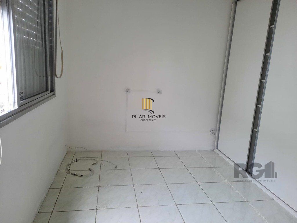 Apartamento 2 Dormitório(s) Bairro Cristal