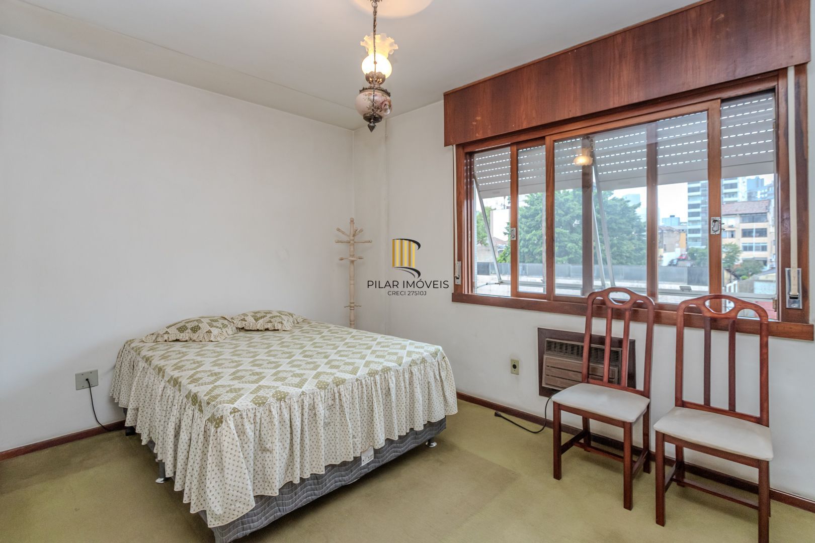 Apartamento no bairro Floresta de 3 dormitórios e vaga