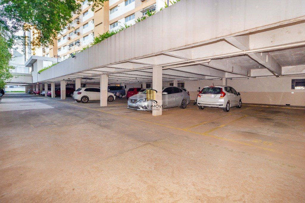 Apartamento para Venda - 138m², 3 dormitórios, sendo 1 suites, 1 vaga - Petrópolis