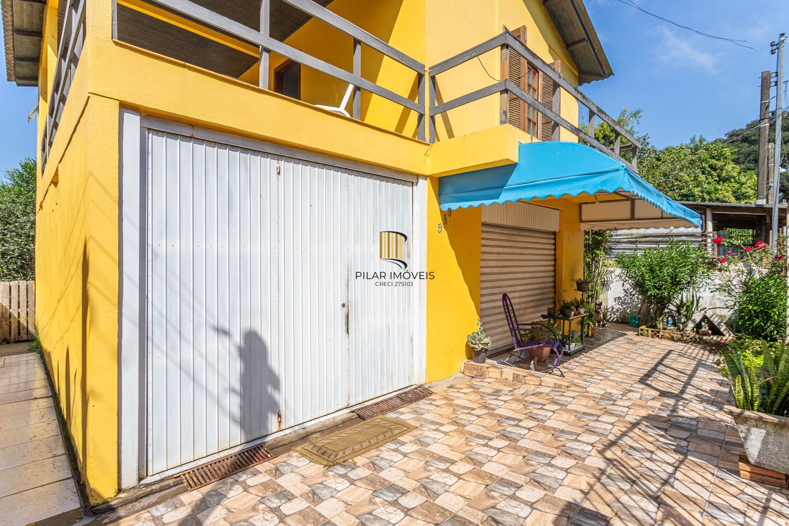 Casa sobrado em Viamão com loja e apartamento