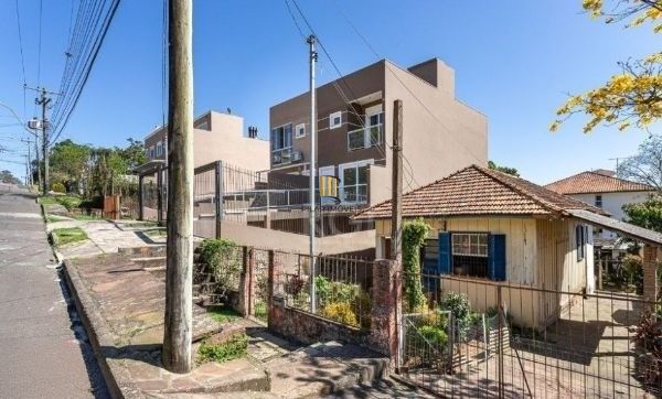 Casa para Venda  2 dormitórios, 1 vaga - Tristeza