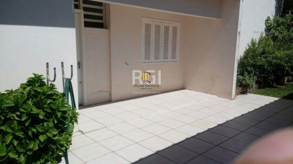 Casa 3 dormitórios no bairro Atlântida Sul