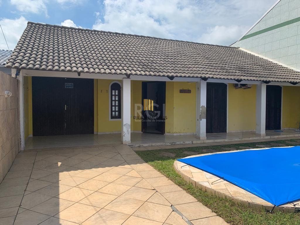 Casa para Venda - 179m², 4 dormitórios, sendo 1 suites, 3 vagas - Centro