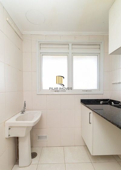 Apartamento no bairro Higienópolis de 2 dormitórios e 2 vagas