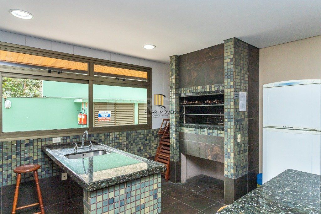 Apartamento para Venda - 141m², 3 dormitórios, sendo 1 suites, 3 vagas - Rio Branco