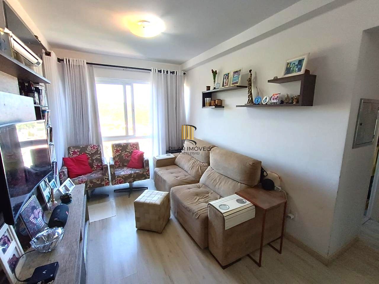 Apartamento na Cavalhada de 3 dormitórios vaga e infra