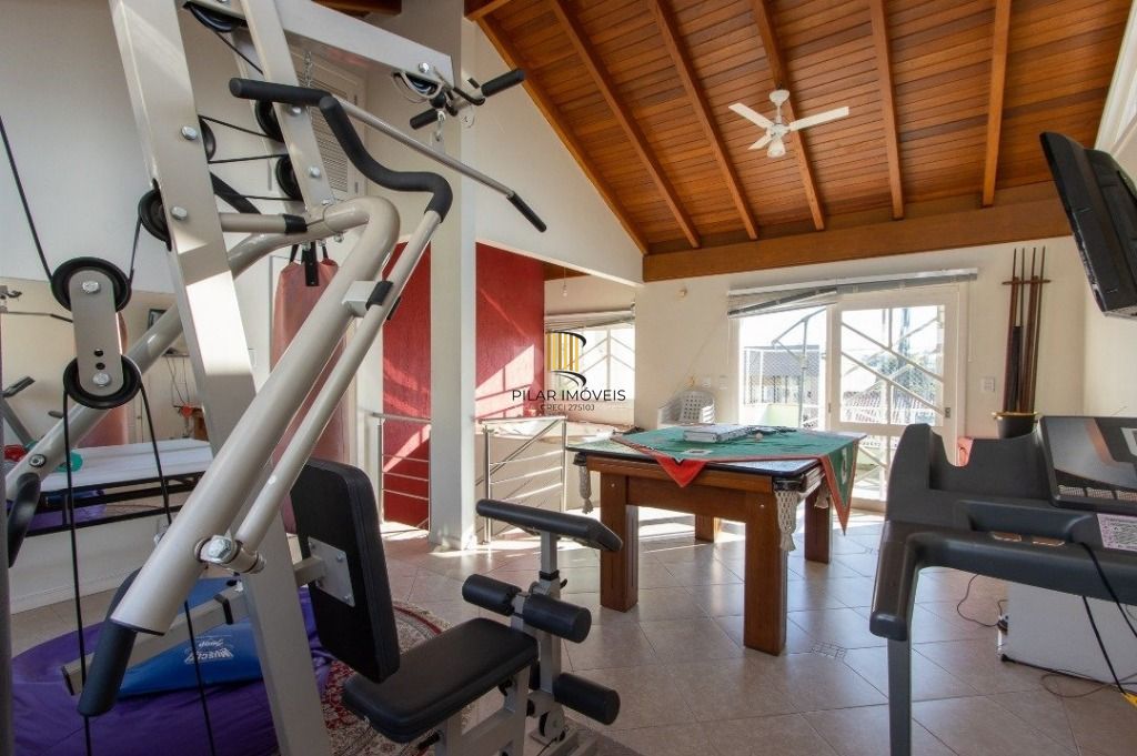 Casa 3 dormitórios no bairro Cristal
