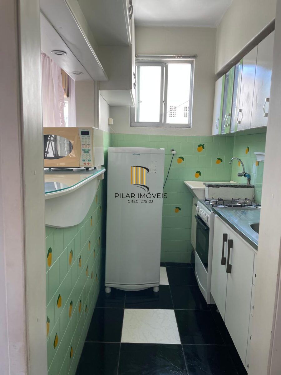 Apartamento JK no Centro semi mobiliado DESOCUPADO