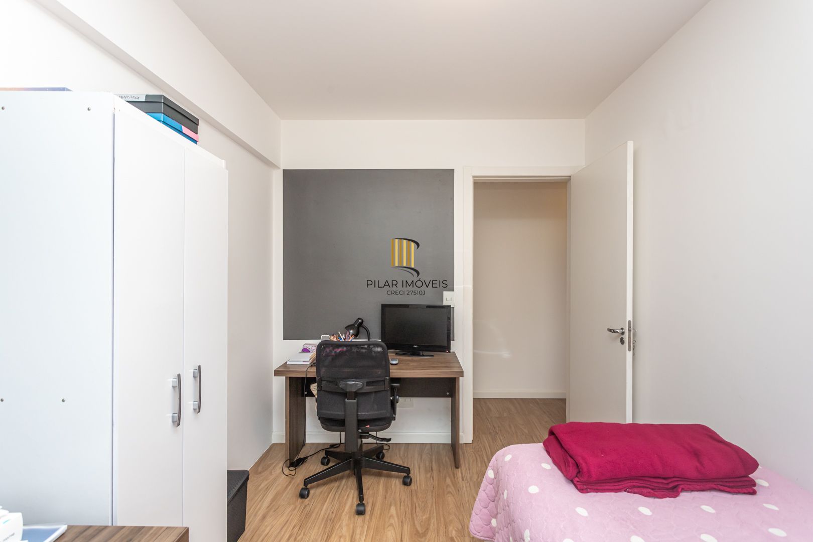 Apartamento 2D Mobiliado