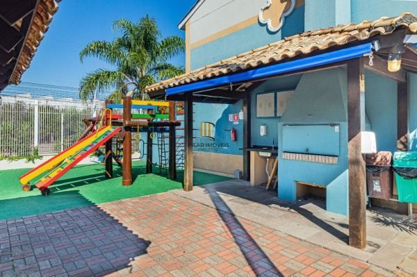 Casa em Condomínio fechado no Humaitá de 3 dormitórios 2 vagas e infra