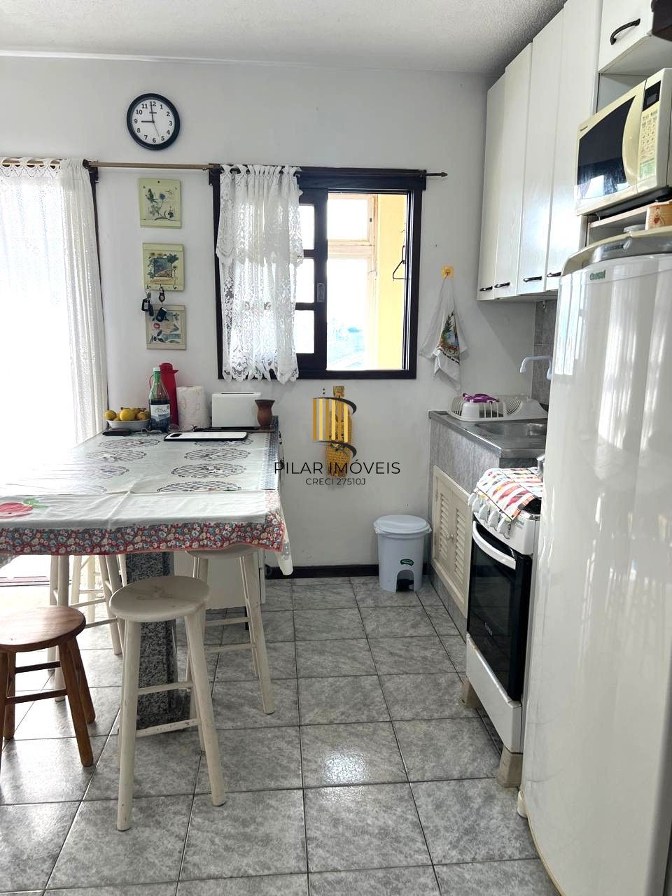 Cobertura 2 dorm. com garagem, elevador Centro de Tramandaí