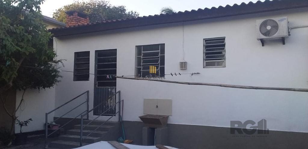 Casa 02 dormitórios, no bairro Parque Ipiranga, em Gravataí, RS.