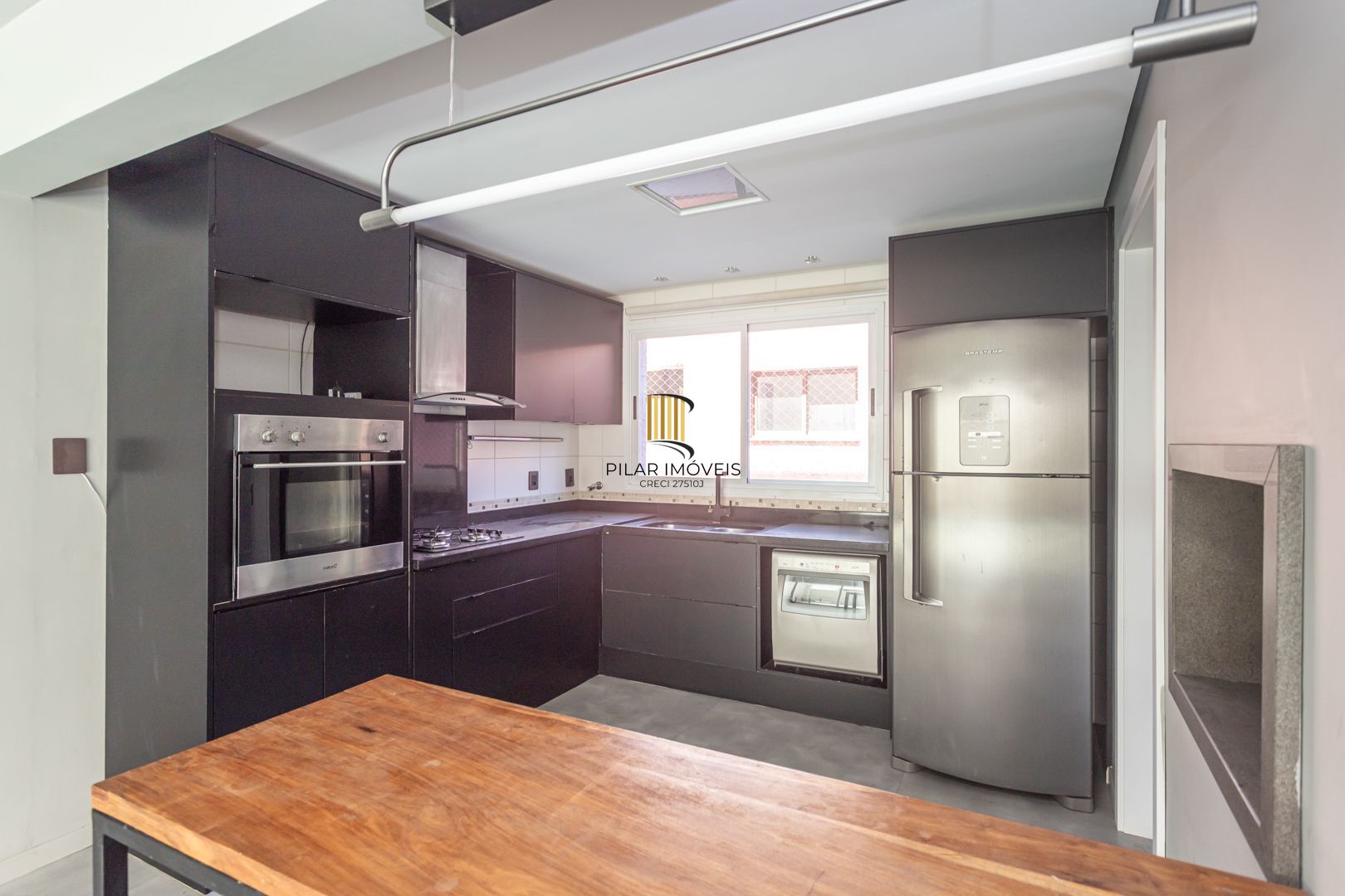 Apartamento Garden no bairro Pertrópolis de 3 dormitórios e 2 vagas DESOCUPADO