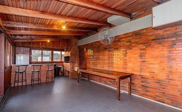 Apartamento de 4 dormitórios e vaga no Jardim do Salso