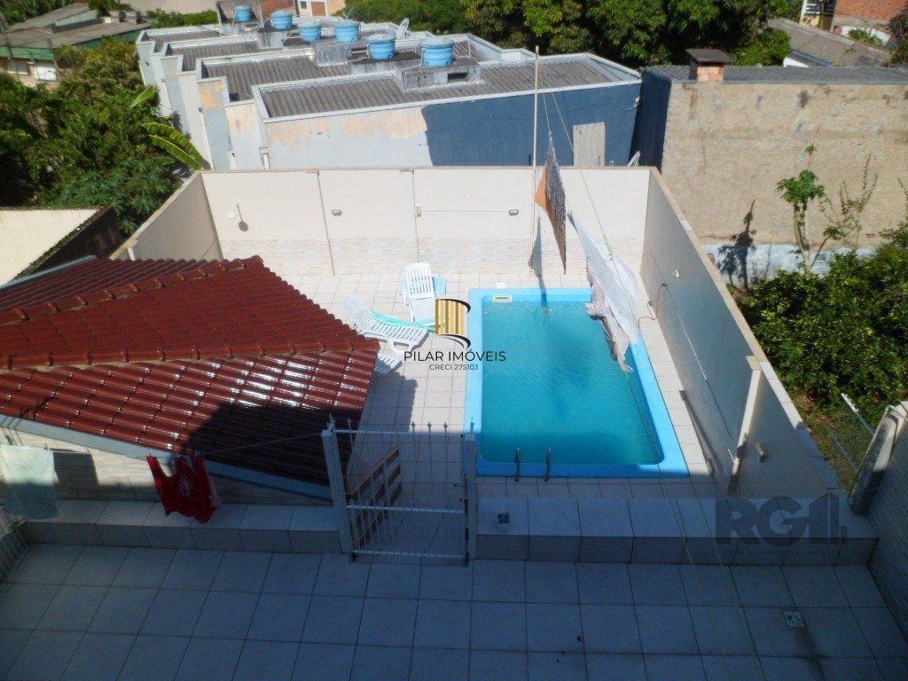 Residência individual no Jardim Itu - 3 dormit suíte, 2 gar. piscina/academia