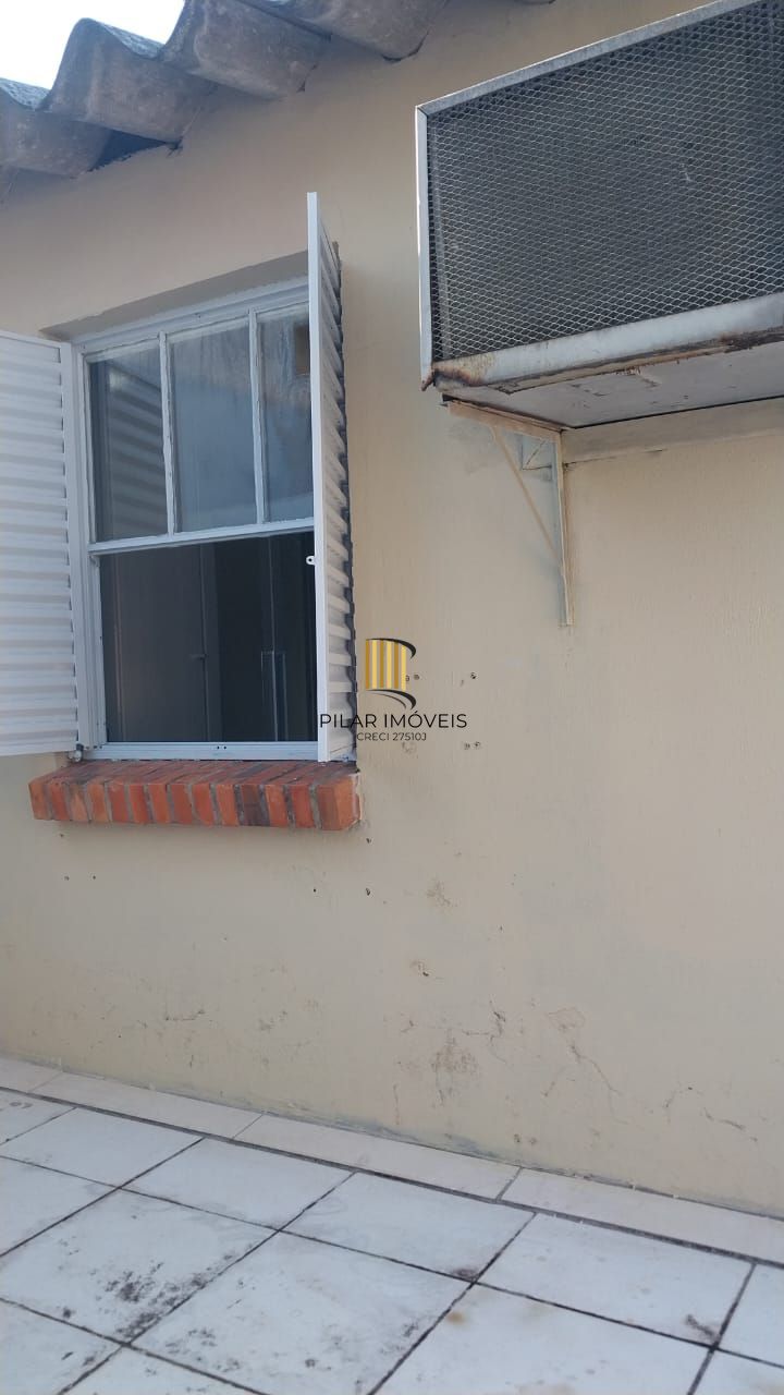 Casa em Condomínio de 2 dormitórios e vaga na Glória