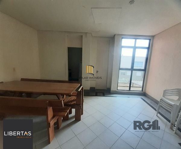 Apartamento na Glória de 2 dormitórios e vaga