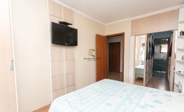 Casa sobrado no bairro Ecoville de 3 dormitórios e 4 vagas