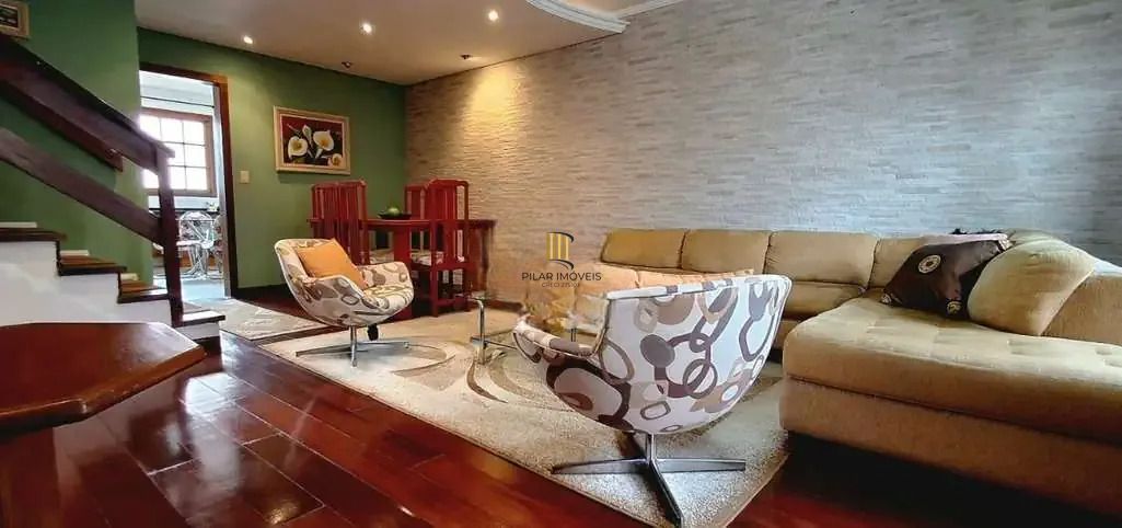 Casa 3 dormitórios no bairro Passo das Pedras