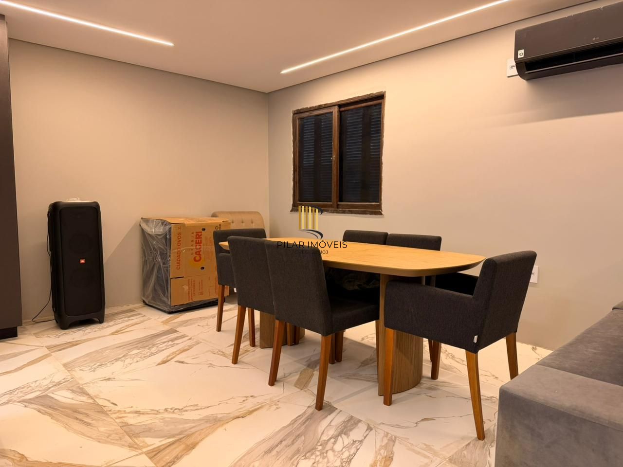 Casa 3 dormitórios no bairro Jardim Carvalho