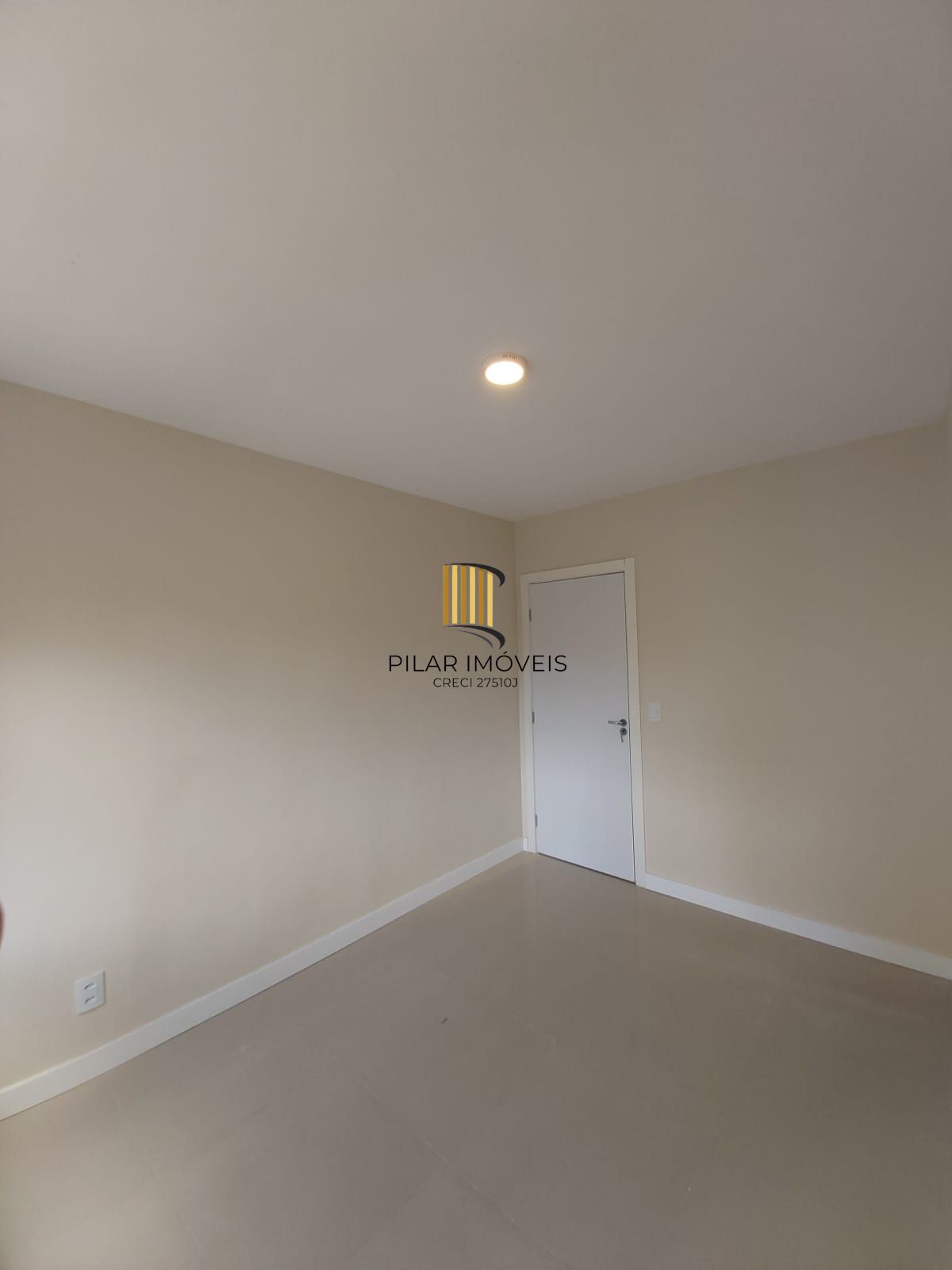 Apartamento no Higienópolis de 2 dormitórios reformado DESOCUPADO