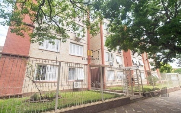 Apartamento 2 dormitórios no bairro São Geraldo