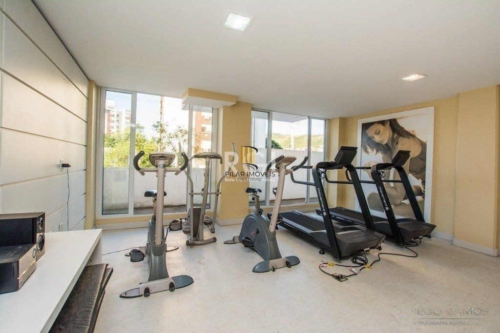 Apartamento no Condomínio Park Plaza de 2 dormitórios e vaga