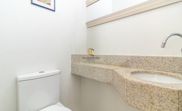 Sobrado condomínio no bairro Teresópolis de 4 dormitórios 2 vagas e infra